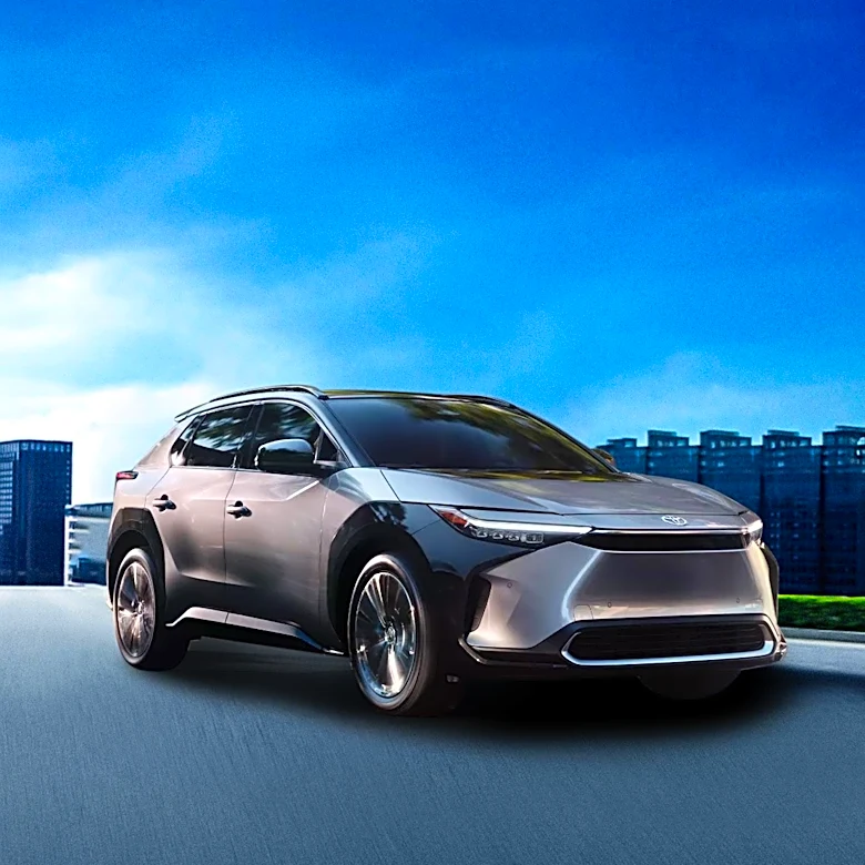 NIO Stock Declines as July Deliveries Highlight Reliance on Premium SUVs Amid Struggles
