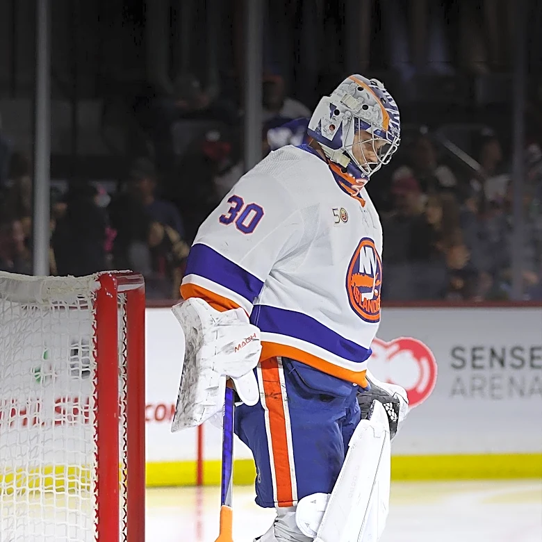 New York Islanders Engage Fans in Third Jersey Design with Voting Process