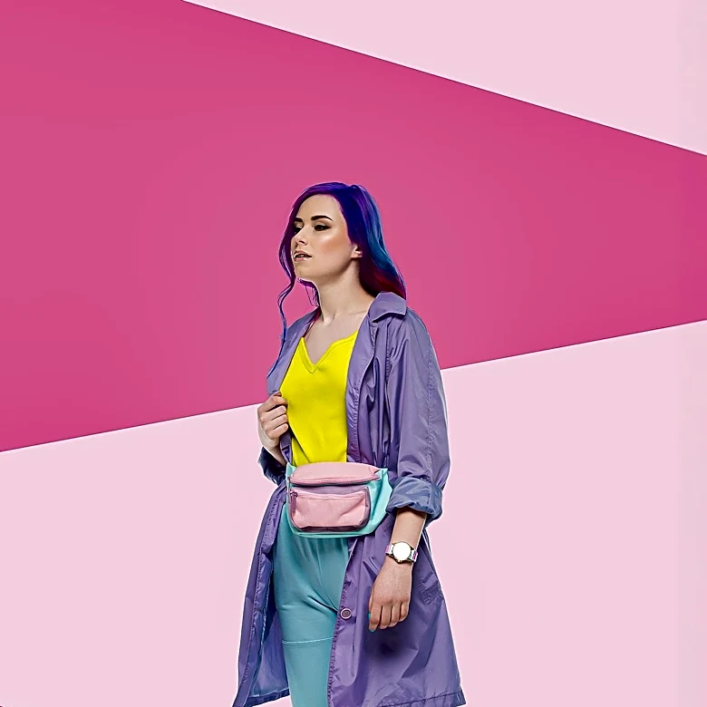 90s Fashion Trends Make a Comeback in Modern Style