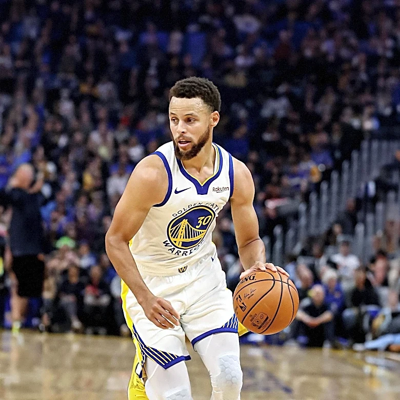 Stephen Curry and Warriors Aim for Long-Term Partnership, Says GM