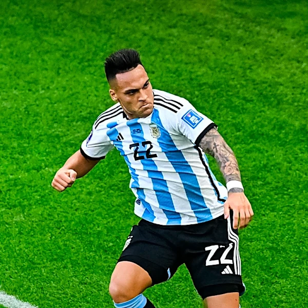 Barcelona's Interest in Lautaro Martinez Denied by Transfer Expert