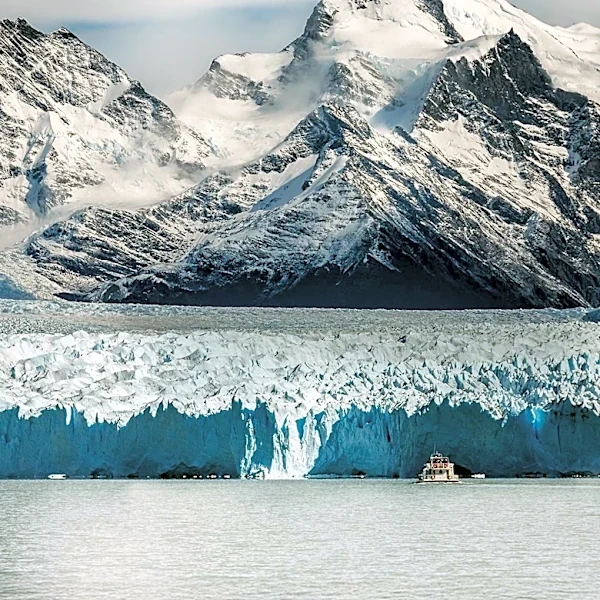 Alaska Glacier Cruise Offers Unique Views of Hubbard Glacier