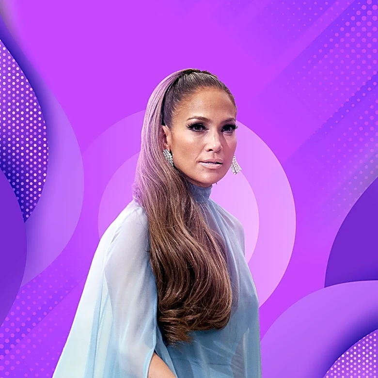 Jennifer Lopez Spotted in Affordable Fashion During Malibu Outing