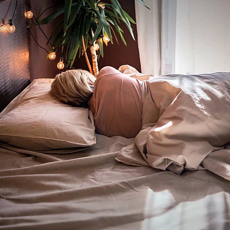 Effective Sleep Preparation: Transitioning to Better Rest