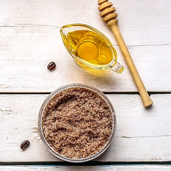 Glycolic vs. Salicylic Acid: Choosing the Right Exfoliant for Your Skin