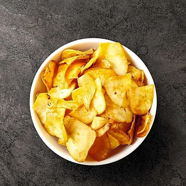 Khloud Introduces Collagen-Infused Functional Chips to Market