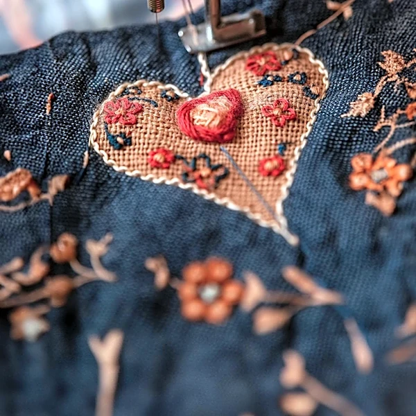 Katrina Rodabaugh Promotes Sustainable Fashion Through Mending Workshops at Boulder Public Library