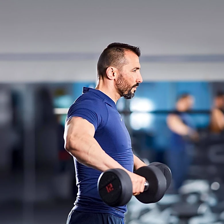 Coach Shares Routine for Busy Dads to Lose Weight and Build Muscle