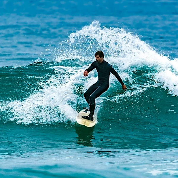 Kauli Vaast Exits Outerknown Tahiti Pro in Eighth Finals, Narrowly Defeated by Alan Cleland
