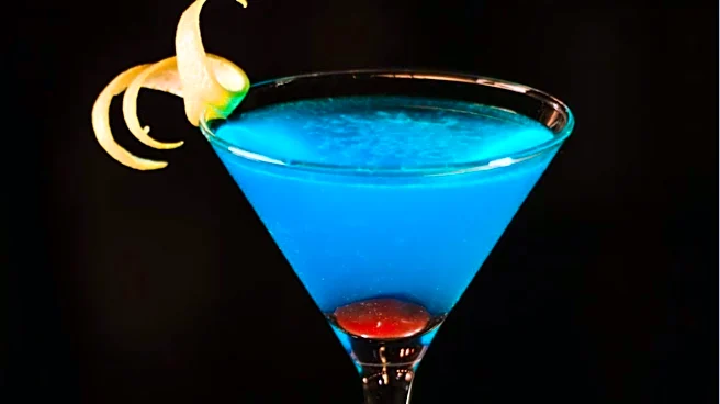 Yacht Club Cocktail Recipe Revives Classic Maritime Drink
