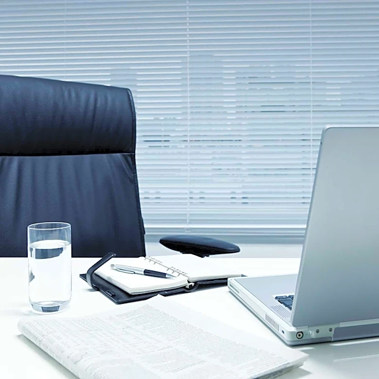 Gildan Activewear Faces Scrutiny Over Mixed Quarterly Results and Manufacturing Strategy