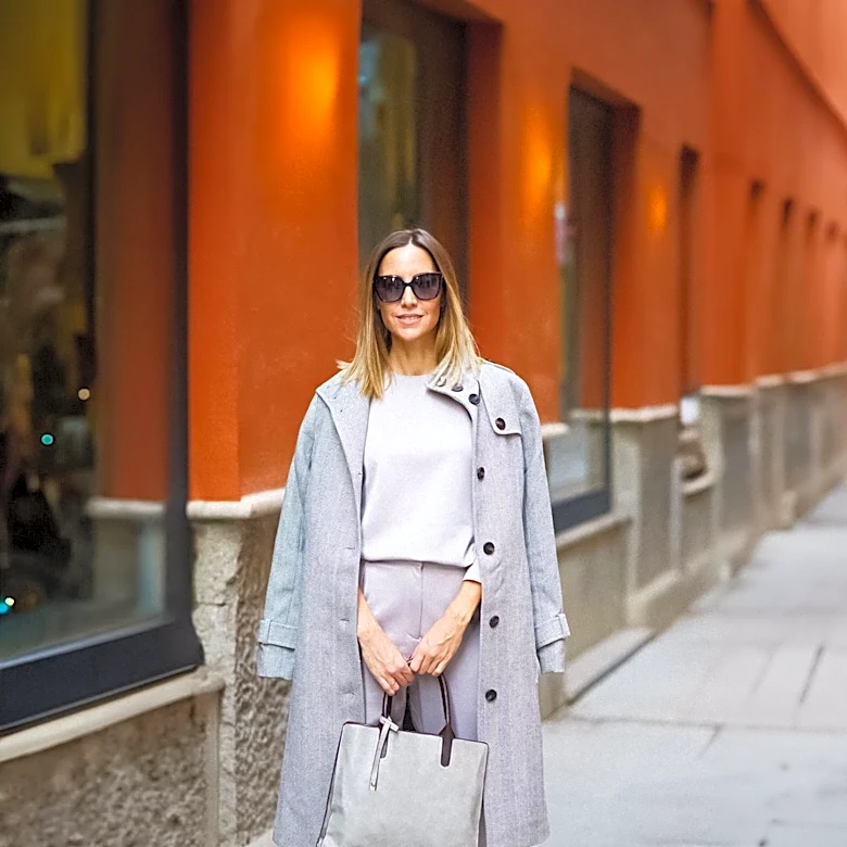 Capri Pants Trend Resurgence: Fashion Icons and Luxury Brands Embrace the Style