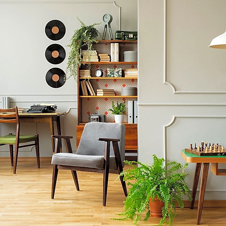 Mid-Century Modern Decor Emphasizes Conversational Wall Art and Functional Design