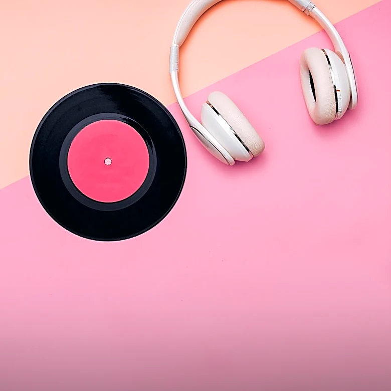 Contemporary Christian Music Industry Navigates Decades of Cultural Shifts and Technological Disruption