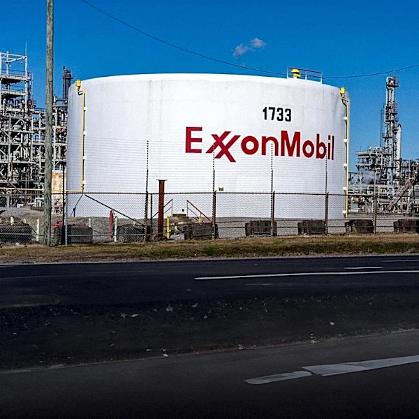 ExxonMobil Included in Dividend Growth ETF for Roth IRA Investors