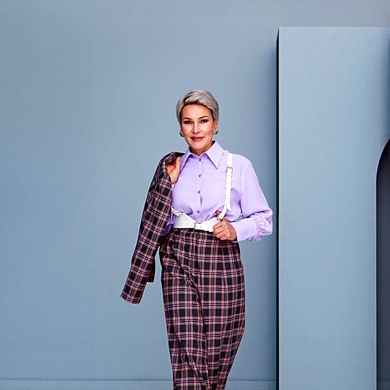 Fashion Expert Identifies Seven Classic Wardrobe Staples as Outdated, Sparks Debate on Modern Style