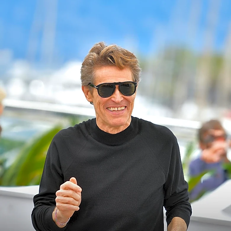 Willem Dafoe Featured in Bizarre 1990s Series 'Fishing with John'