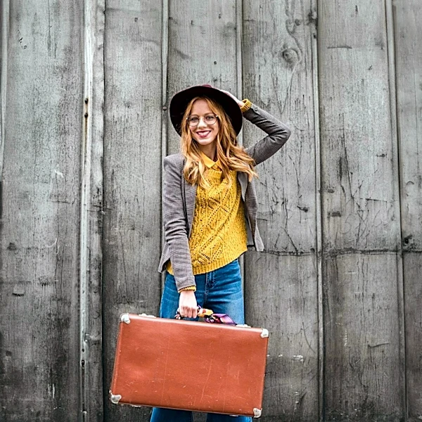 Sheridan Entrepreneur Kelli Tracy Expands '70s-Inspired Fashion Business Globally from Wyoming Storefront