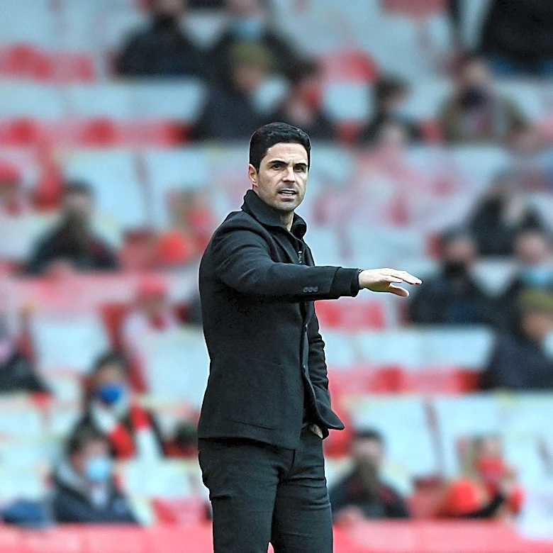 Premier League Introduces New Rules Banning Towels for Throw-ins, Prompting Arsenal Manager Mikel Arteta's Concerns