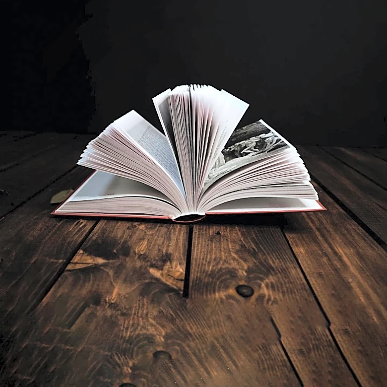Rabbi David Bashevkin Transforms Social Media Posts into New Book, 'I Read This Over Shabbos'