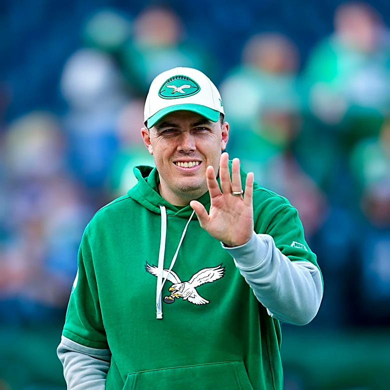 Eagles Coach Nick Sirianni Addresses Training Camp Fight, Emphasizes Professionalism