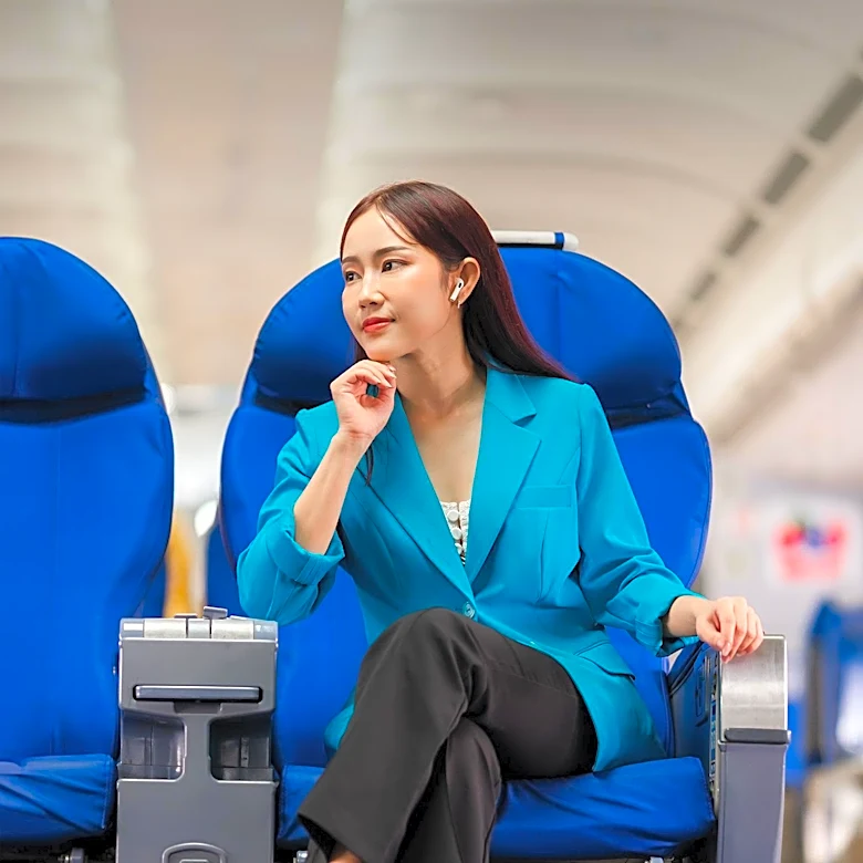 American Airlines to Install Seatback Entertainment and Expand Premium Seating Across Narrowbody Fleet