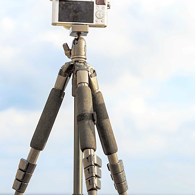 Digital Cameras Resurface as Travelers Embrace 'Imperfect' Photography