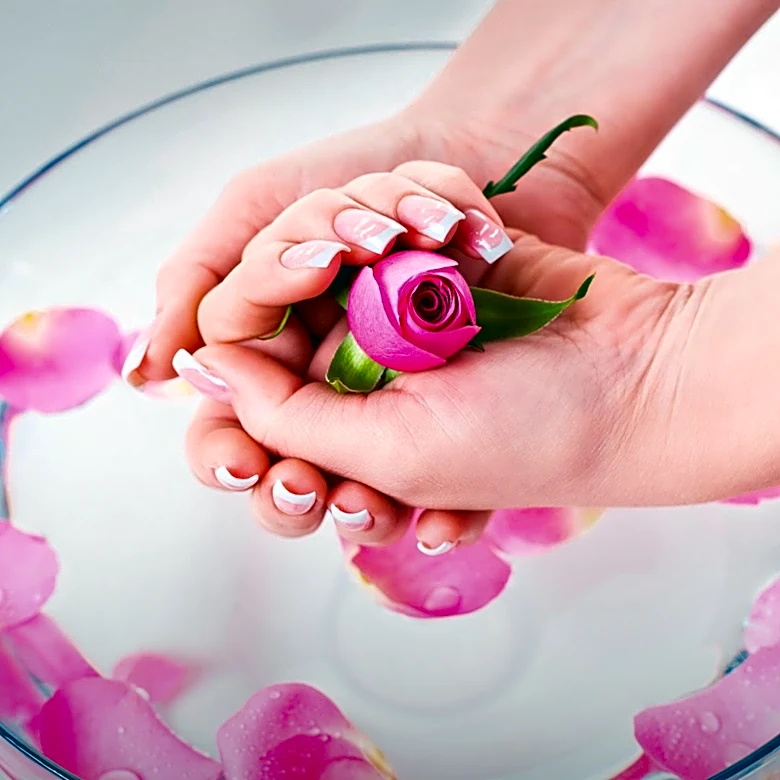 The 'Rose French' Manicure Emerges as a Refined Nail Trend in U.S. Beauty