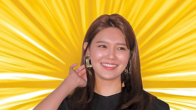 Bella.tw Showcases Sooyoung's 15 Age-Reducing Outfits for 30+ Women
