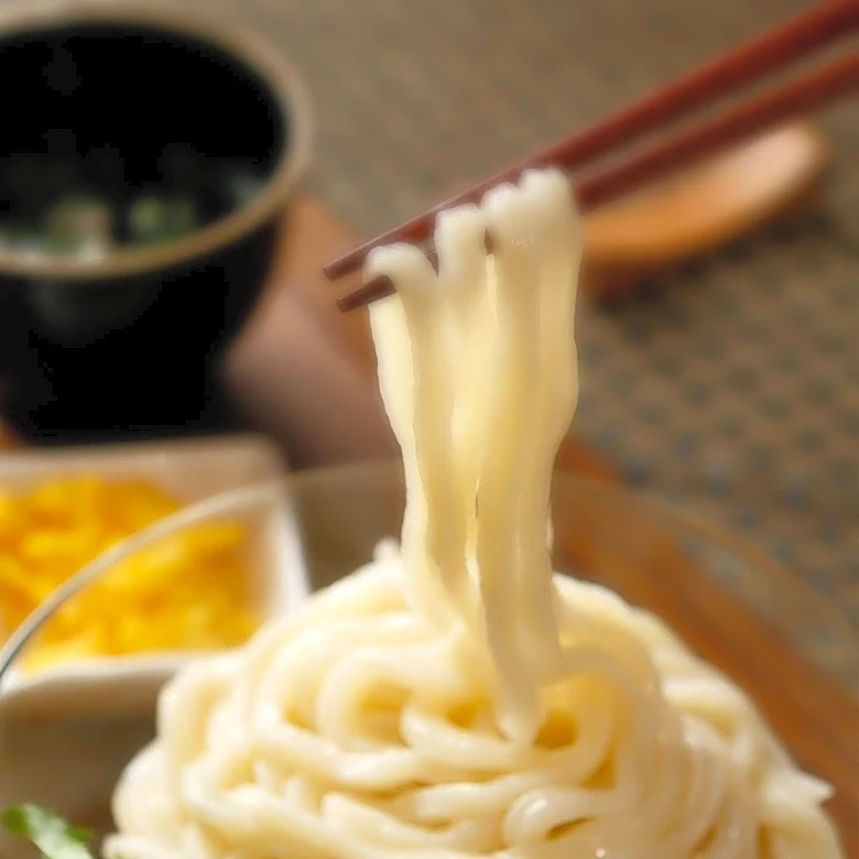 Udon Billionaire Aims to Establish Noodles as Global Fast-Food Staple, Focusing on U.S. Expansion