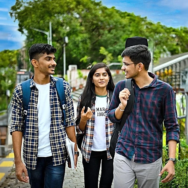 College Parent Facebook Groups Raise Concerns Over Student Independence and Parental Over-Involvement
