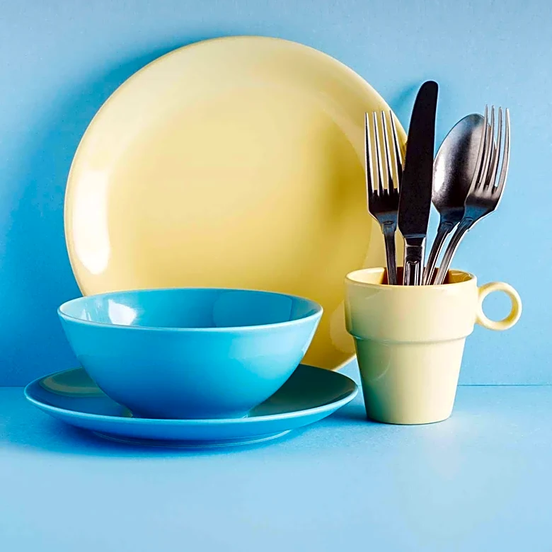 The Pioneer Woman Releases $30 Cottagecore Dinnerware Set at Walmart