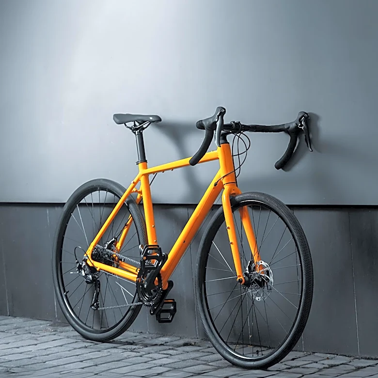 Cannondale CAAD14 Road Bike Receives Positive Review for Return to Classic Aluminum Design