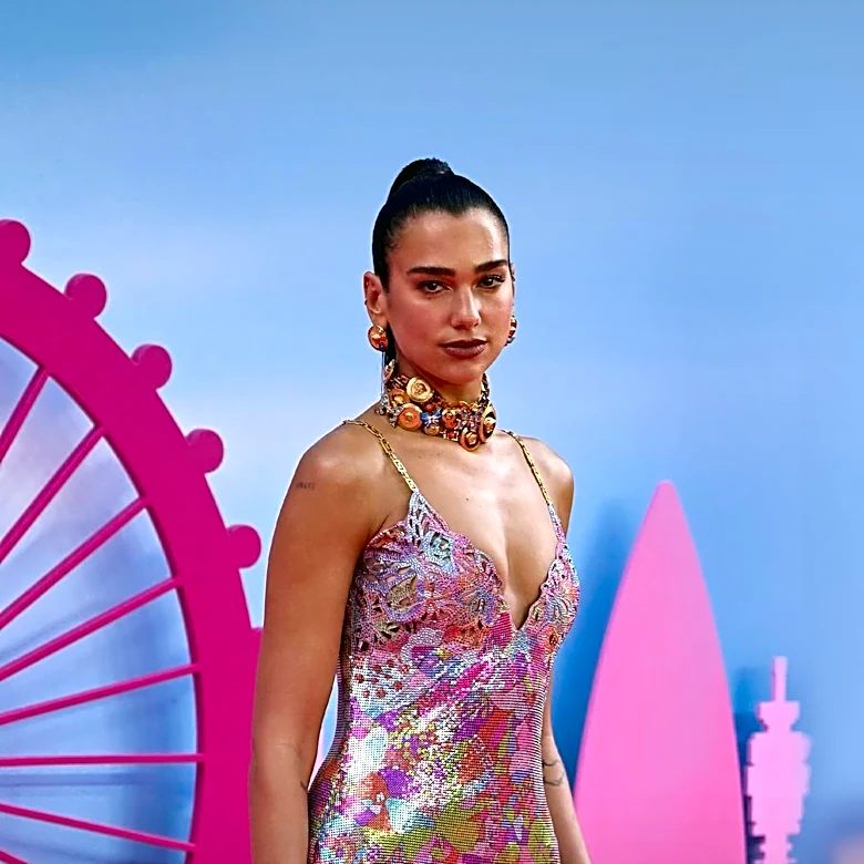 Dua Lipa Showcases Jumbo Polka Dot Manicure, Extending Summer Nail Trends