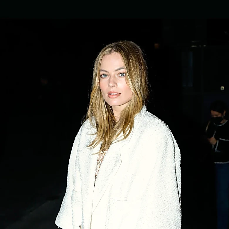 Margot Robbie Showcases 'French Girl Chic' Style Amidst Paris Filming