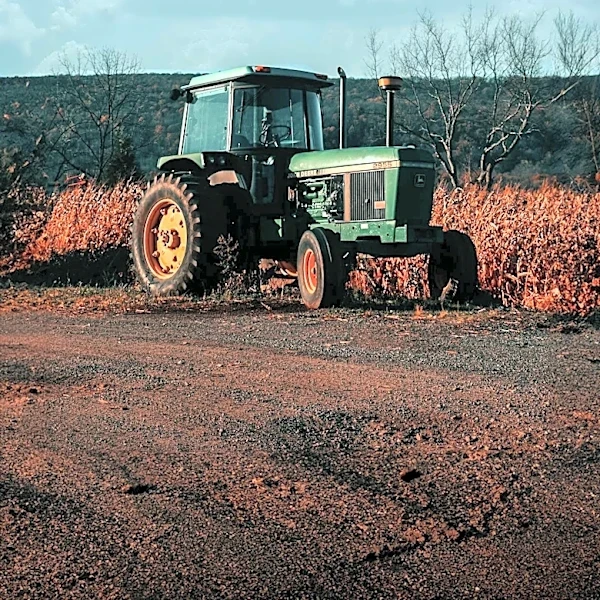 Deere Co. Narrows Annual Profit Outlook, Anticipates Farm Recovery in 2027