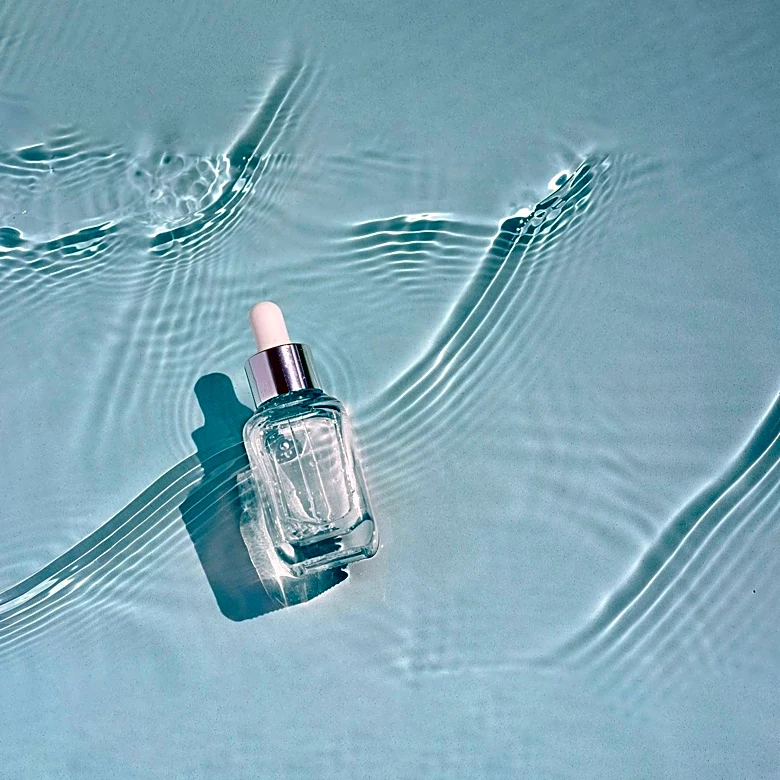 The Ordinary's Minimalist Water Bottle Achieves Viral Status, Reflecting Skincare Brand's Aesthetic