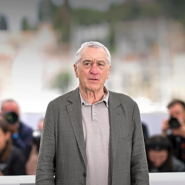 Michelle Monaghan Recounts Robert De Niro's Influence on Indonesia Trip During 'Tonight Show' Appearance