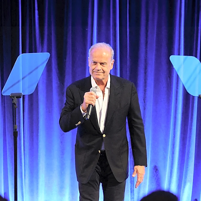 Kelsey Grammer's Dialogue Rule Emphasizes Action and Rhythm in Screenwriting