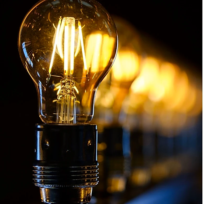 Wiz E27 Filament ST64 Ambrée Smart Bulb Offers Wi-Fi Connectivity and Rich App Features