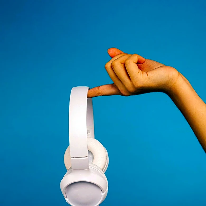 Sabrina Impacciatore Featured in Second Season of Audible's 'Heads Will Roll'