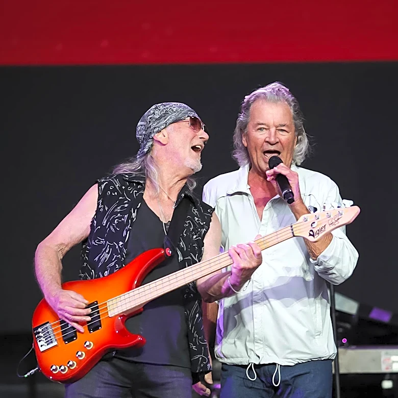 Deep Purple's Traumatic 1975 Indonesia Tour Recalled Amidst Unexplained Death and Financial Discrepancies