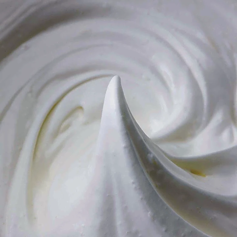 Dole Food Company Expands Plant-Based Offerings with Vegan Whipped Cream