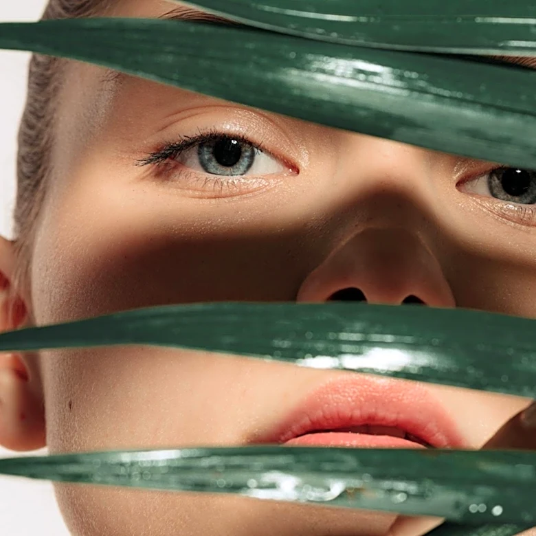 Photographer Niccolò Rastrelli Explores Gen Z's Digital Identity in 'IRL' Project