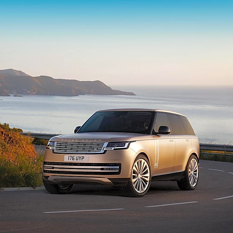 Range Rover Unveils One-Off SV Pearl Luster SUV, Showcasing Bespoke Personalization Program