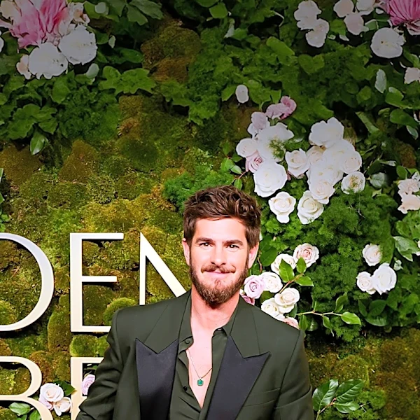 Actor Andrew Garfield Maintains Secret Instagram Account, Expresses Addiction to Platform
