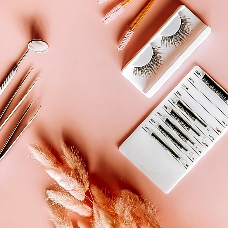 Lash Extension Industry Emphasizes Standardized Labeling for Efficiency and Client Satisfaction