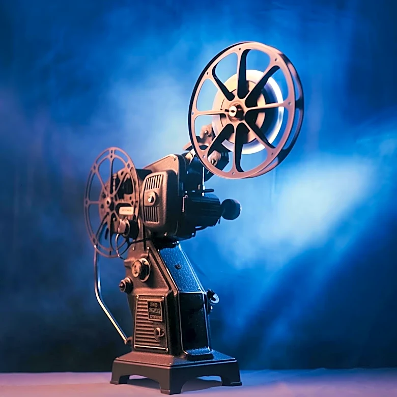 Adolph Zukor, Paramount Pictures Head, Recognized Air Conditioning's Impact on Summer Film Industry