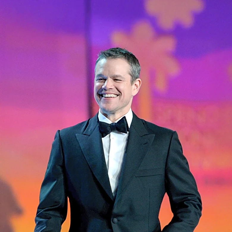 Matt Damon's Incognito Disneyland Visit Goes Viral After Heartwarming Goofy Interaction