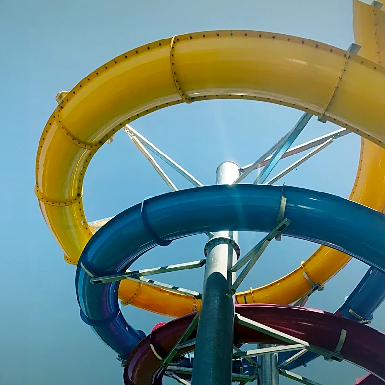 Legends Entertainment Complex Opens in Springfield, Illinois, Offering Extensive Recreational Facilities